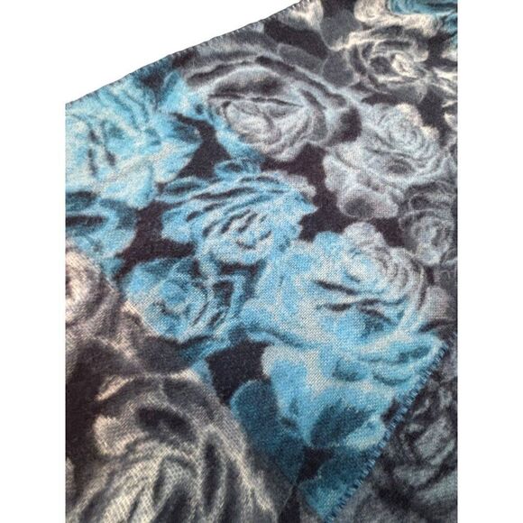 V Fraas Floral Infinity Scarf 100% Acrylic Made In Germany - Picture 4 of 9